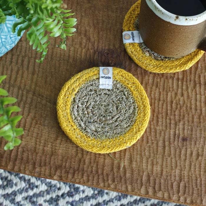 Set of 6 Seagrass & Jute Coasters - Natural/Yellow