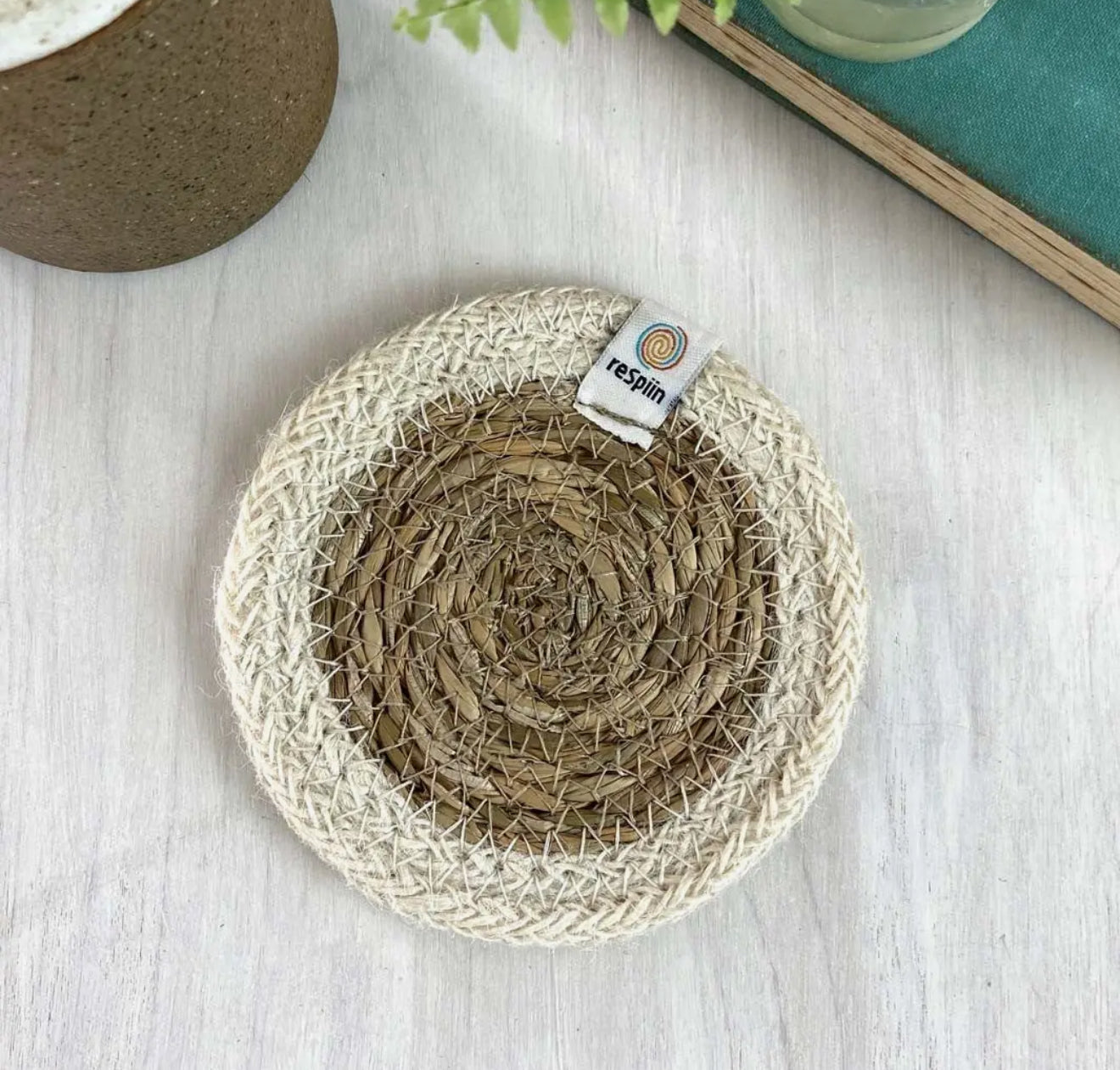 Set of 6 Seagrass & Jute Coasters - Natural/White