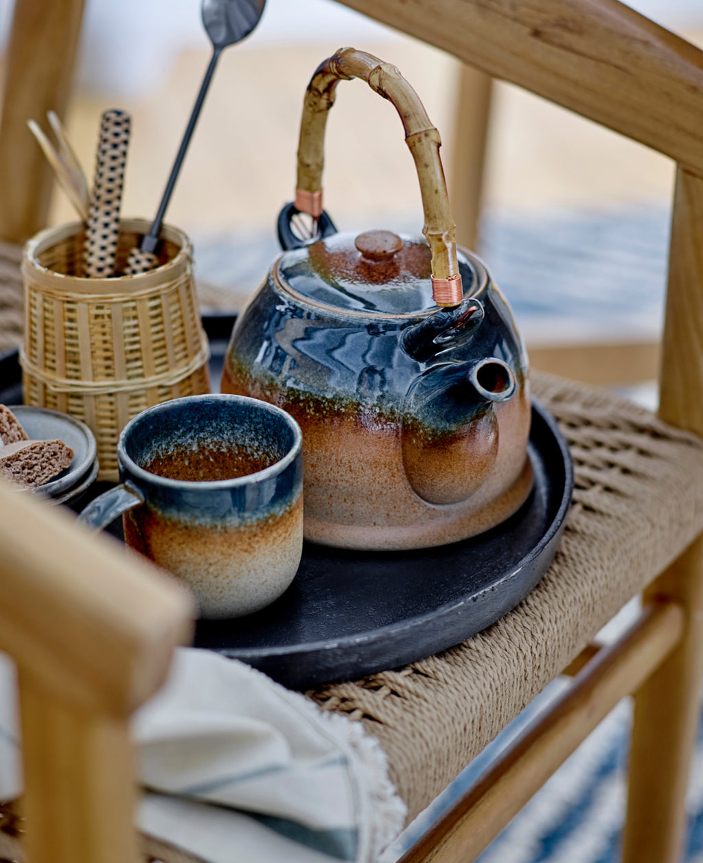 Aura Stoneware Cup
