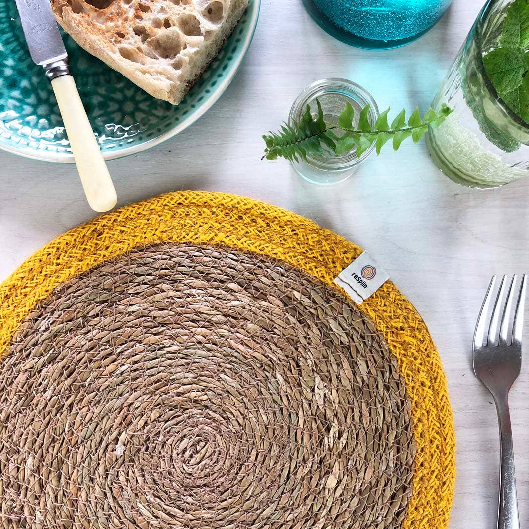Set of 6 Seagrass & Jute Tablemats - Natural/Yellow