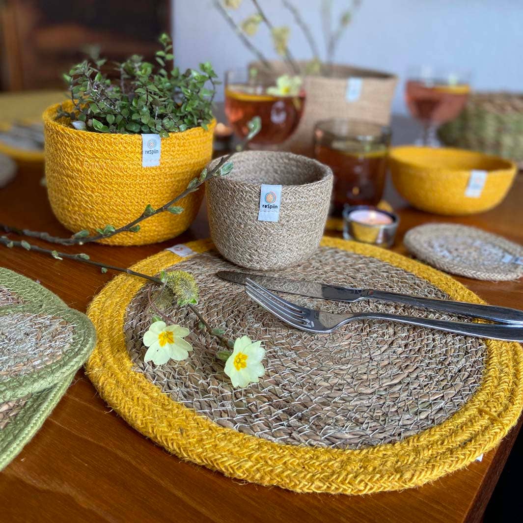 Set of 6 Seagrass & Jute Tablemats - Natural/Yellow