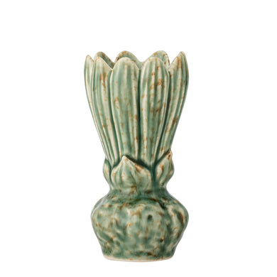 Cyril Vase
