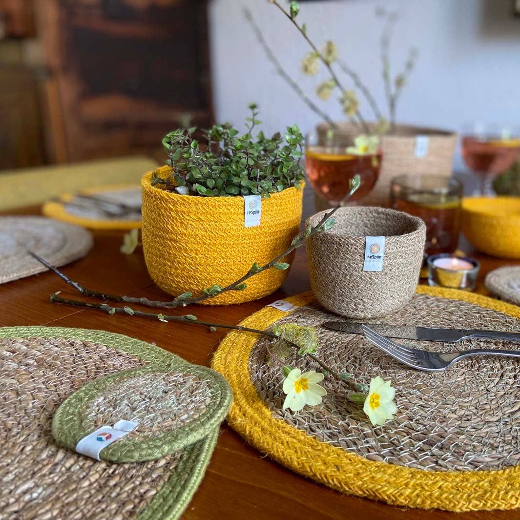 Set of 6 Seagrass & Jute Tablemats - Natural/Green