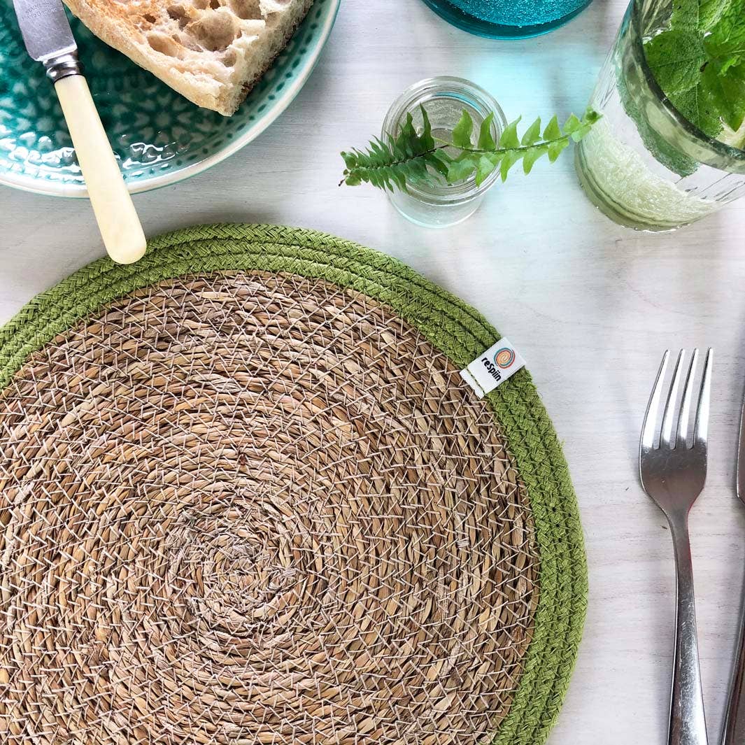 Set of 6 Seagrass & Jute Tablemats - Natural/Green